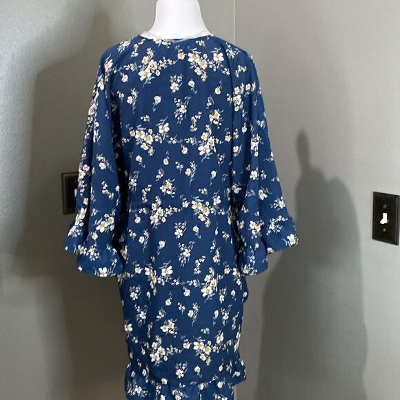 Navy Blue Floral Print Ruffled Edge Kimono Tie Front NWOT - Picture 8 of 9